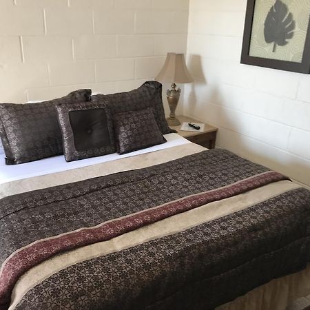 Selkirk Motel Colville Buitenkant foto